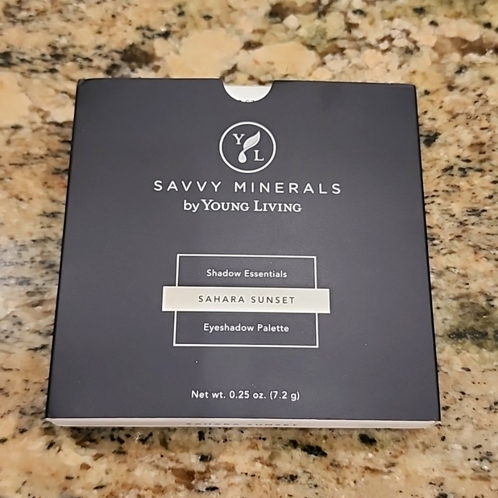 SAVVY mineral eye shadow palette Sahara Sunset